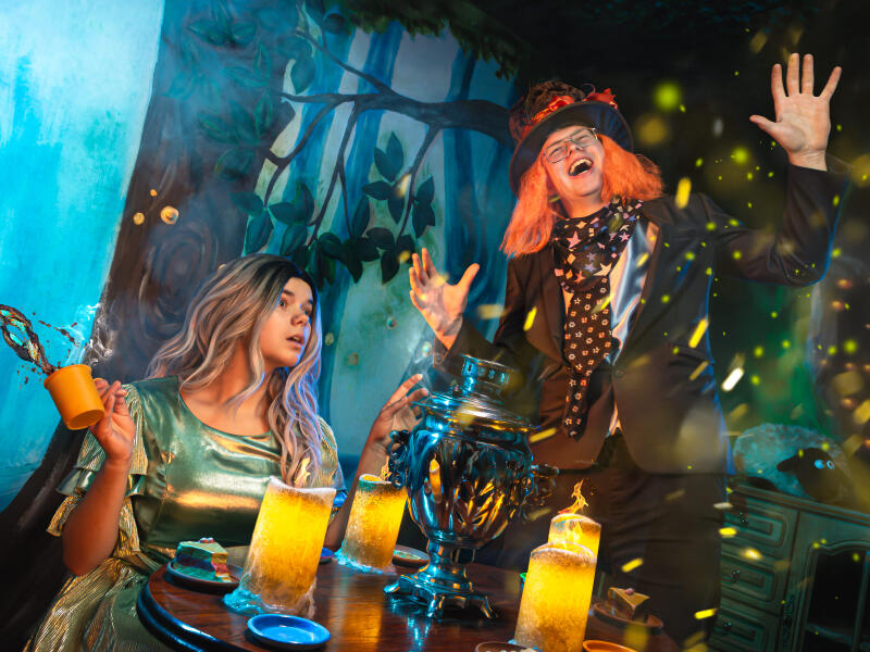 Алиса в стране чудес. По следам белого кролика